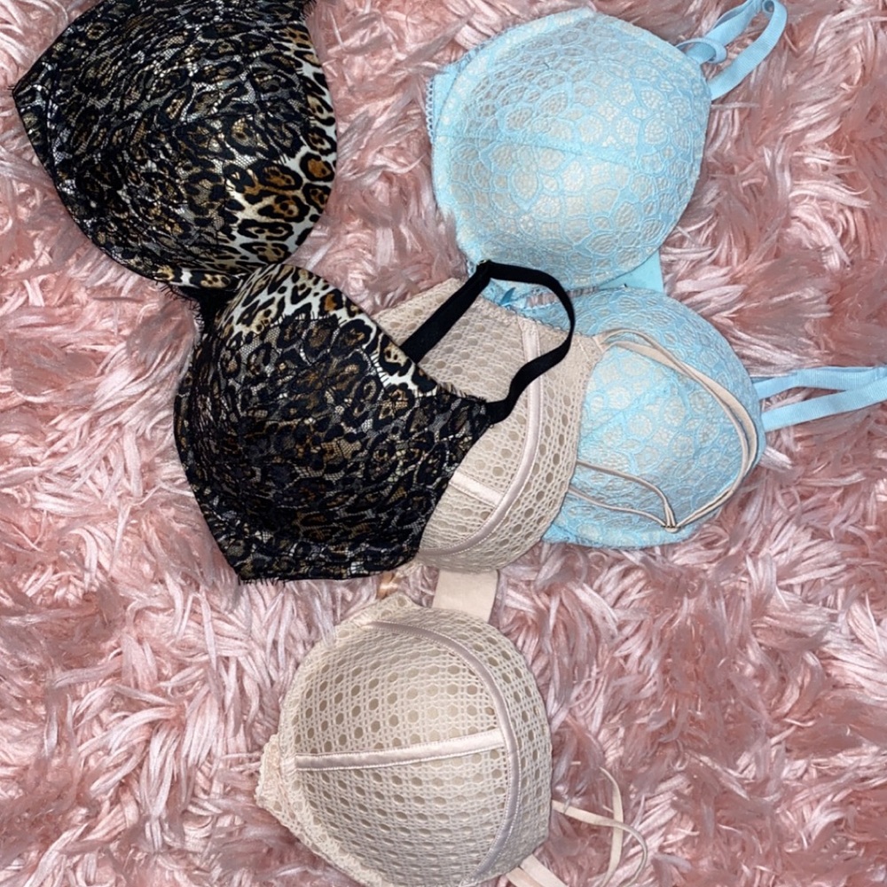 Victoria’s Secret 32DD Bra’s